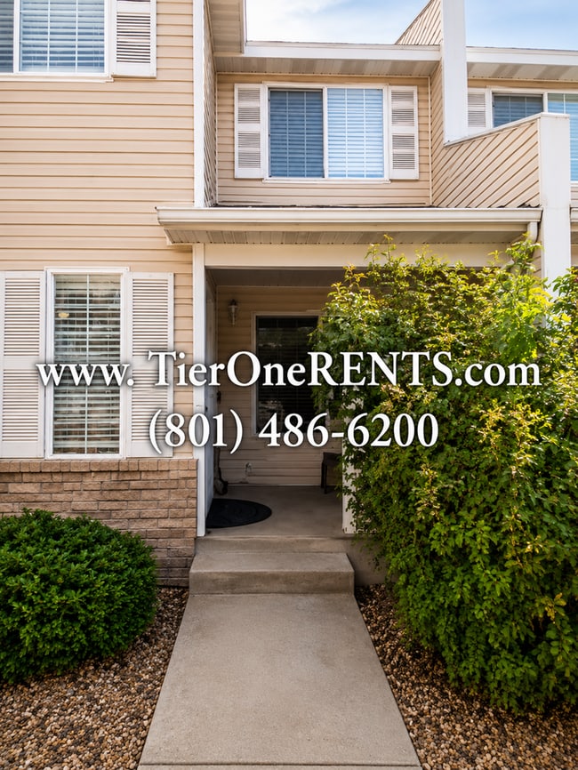 Building Photo - This property offers a no deposit option available for qualified renters!!