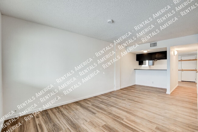 Photo - 3411 Center Dr Unidad A