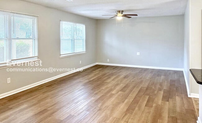 Photo - 14005 Glenview Dr SW