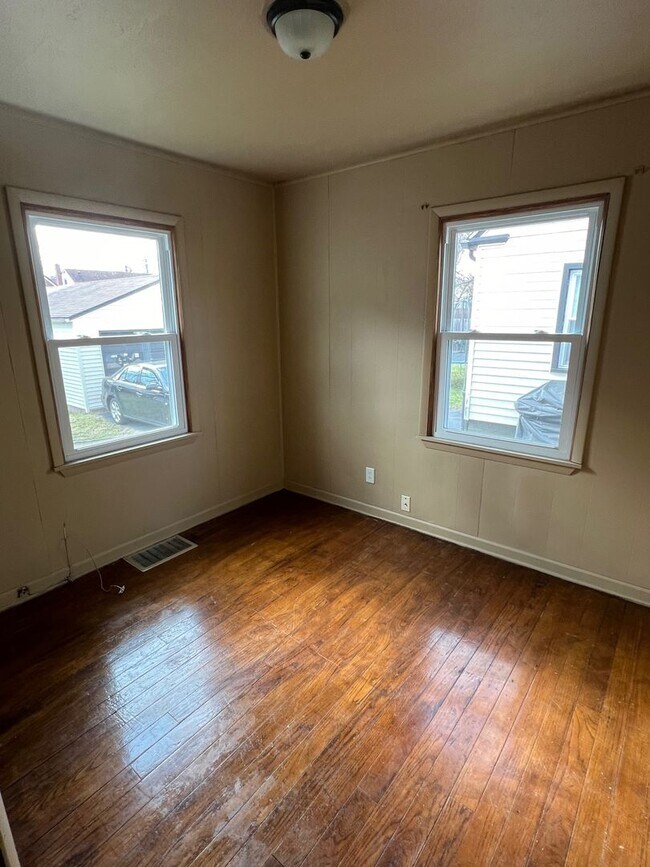 YOUNGSTOWN SOUTH 4 BEDROOM Rental House Rental in Youngstown, OH