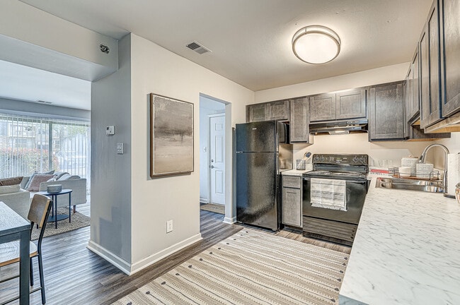 Building Photo - The Oasis Rental