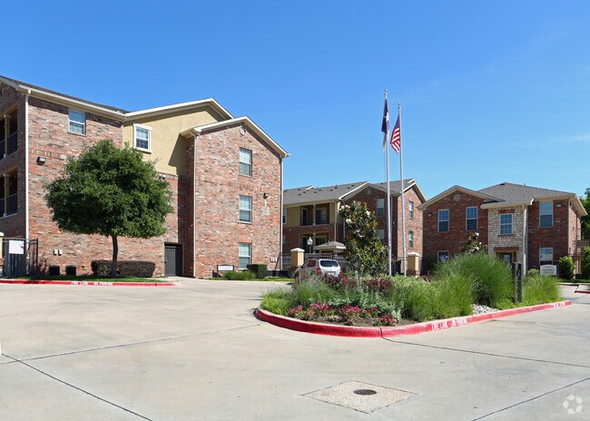 Lost Creek Apartments Homes