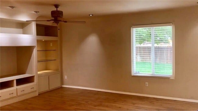 Photo - 1170 Patricia Ln