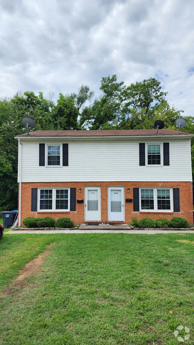 Building Photo - 1339 Memphis St SE Rental