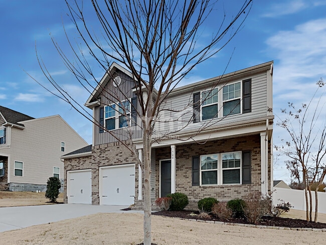 Building Photo - 500 Horseman Park Pl