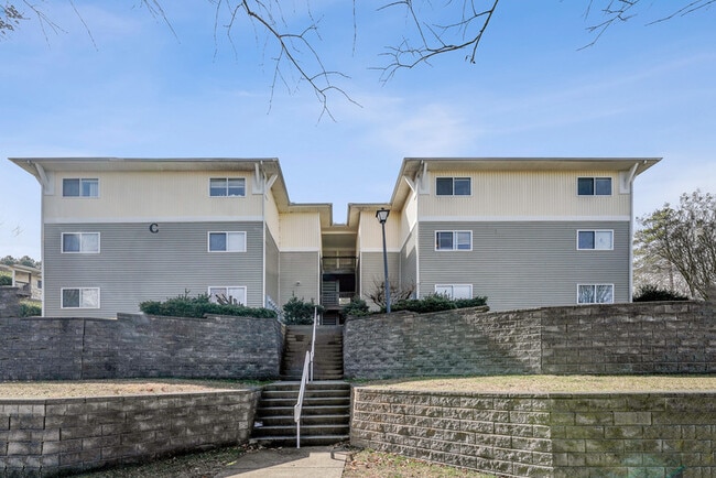 Building Photo - 303 Smith Level Rd Rental