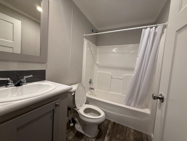 Photo - 4901 N Vaughn Rd