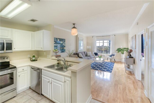 Photo - 1101 Juniper St NE Unit 1207