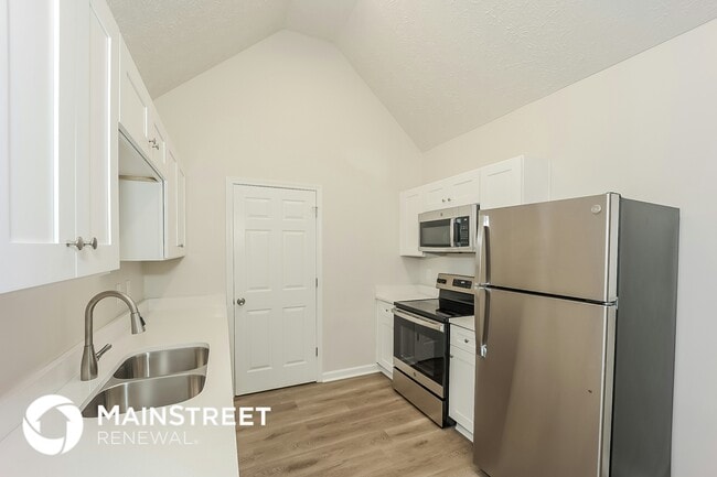 Photo - 1540 Greenwillow Dr