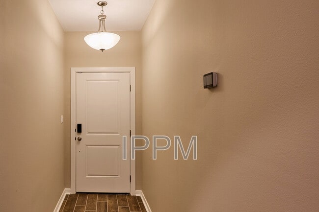 Photo - 2506 Cove Real Dr