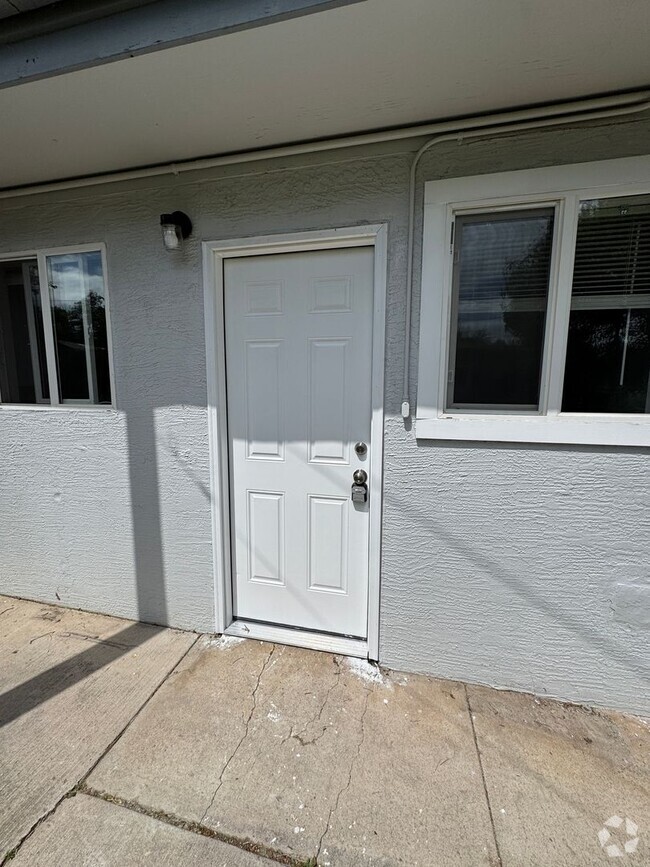 Building Photo - 2412 E St Vrain St Unit Saint Vrain St. 2412 # B Rental