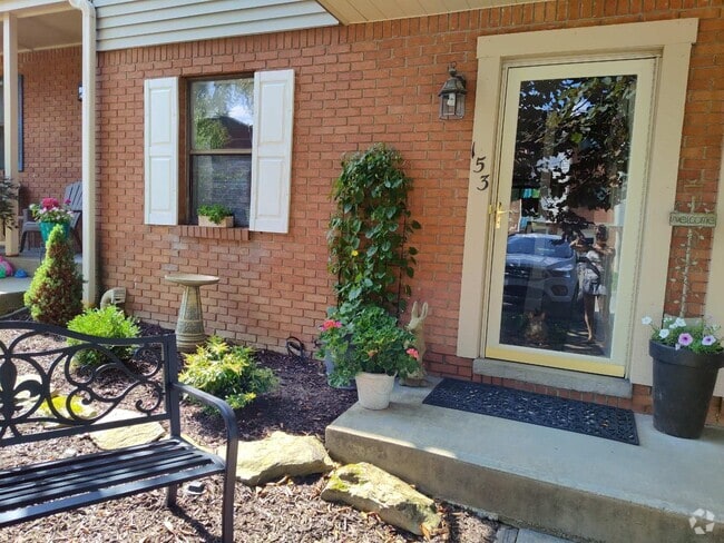 Building Photo - 153 Woodhaven Dr Rental