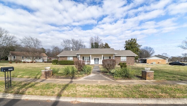 Photo - 11719 S Williamsburg Dr