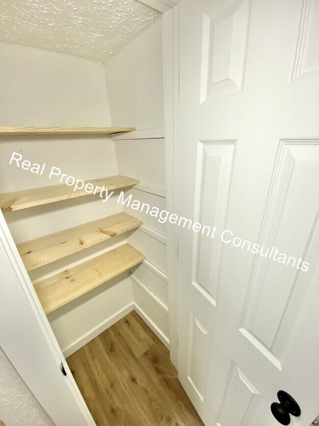 2203 Twin Oaks Dr Unit 67