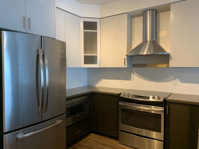 Photo - Urban Living at the Vik - Top Floor Condo Unidad 605