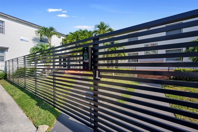 Photo - 575 NE 82nd St Unit 14