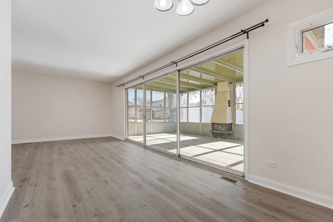 Photo - 601 Hillcrest Blvd