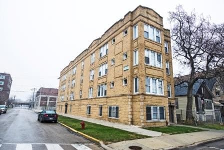 Building Photo - 1115 S Karlov Ave Rental