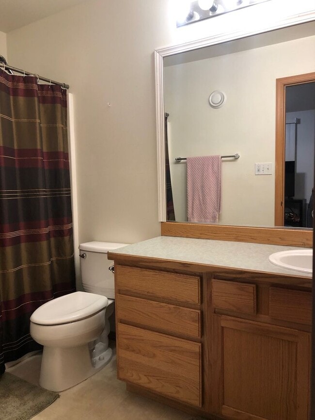 Photo - 711 B St Unidad B