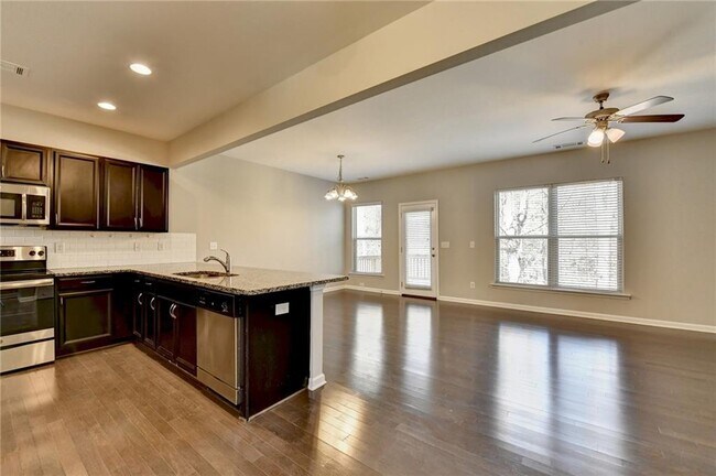 Photo - 68 Hardy Water Dr SE