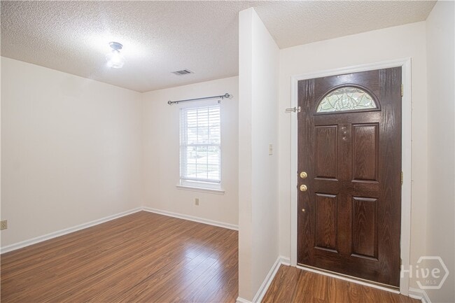 Photo - 148 Country Walk Cir