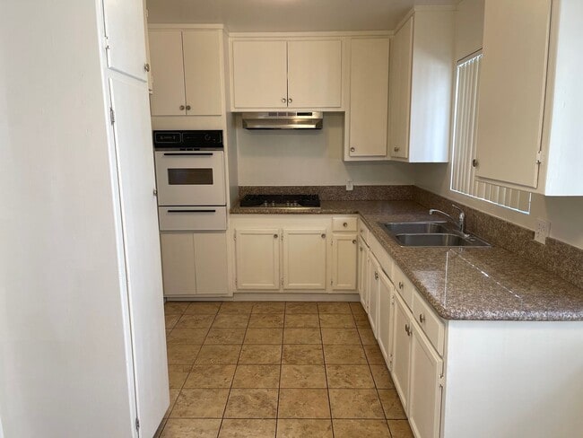 Photo - KESTER Unidad 0002