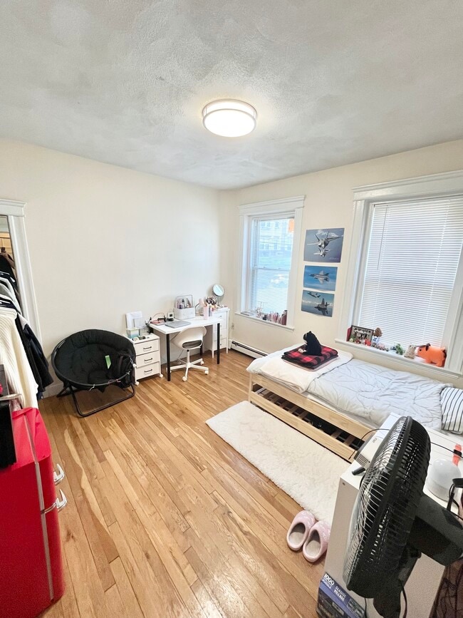 Building Photo - 15 Colborne Rd Unit 5