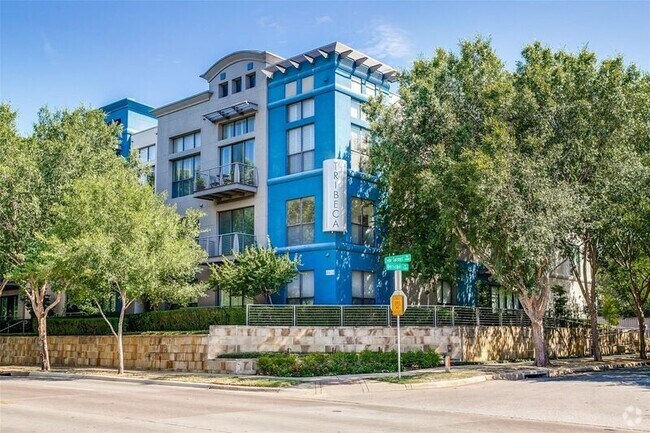 Building Photo - 4414 Cedar Springs Rd Unit #115 Rental