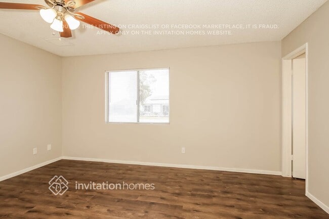 Photo - 2525 E Libby St