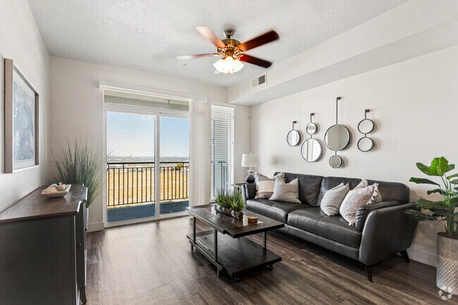 Aspen 1BR, 1BA - 699SF - Living Room
