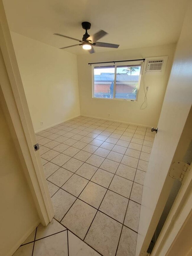 Photo - 310 Humupea St