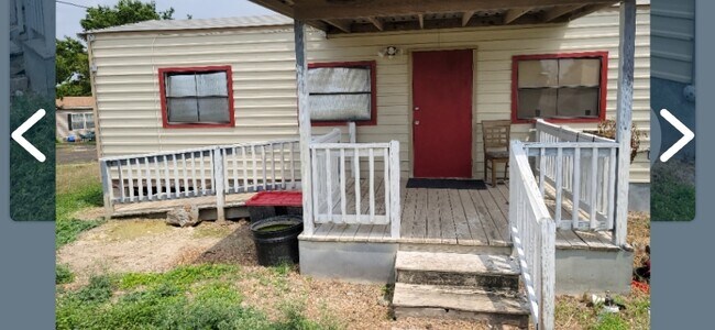 Photo - 515 W Main St