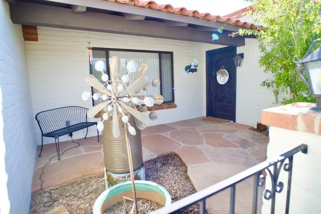 Photo - 4 Bedroom Furnished in Catalina Foothills ...