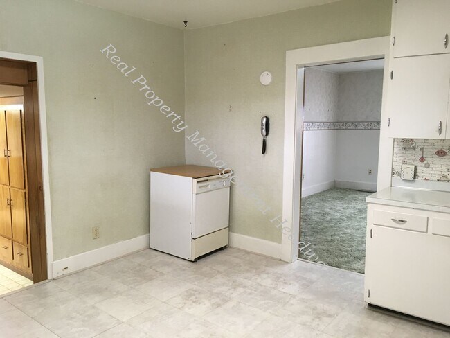 Photo - 4 Bedroom 2 Bath Farm House for Rent