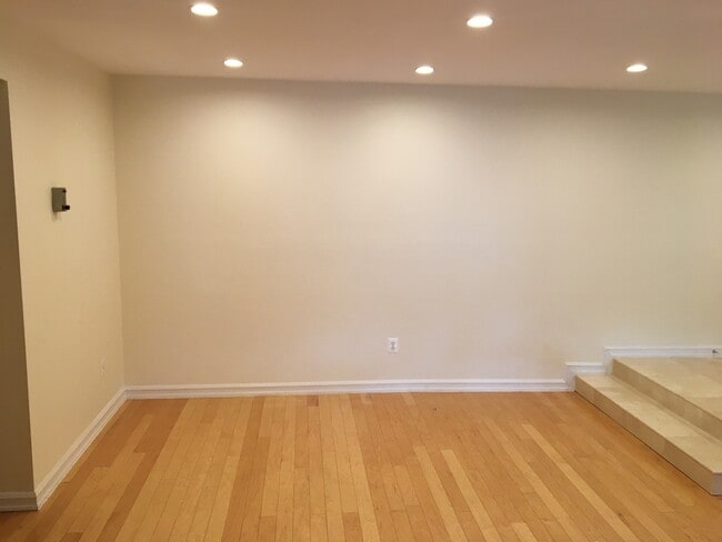 Photo - 11248 Chestnut Grove Square