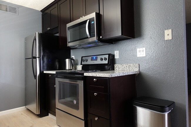 Photo - Sunrise Center Apartments