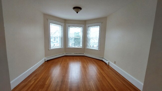 Photo - 6 Wabeno St Unidad 3