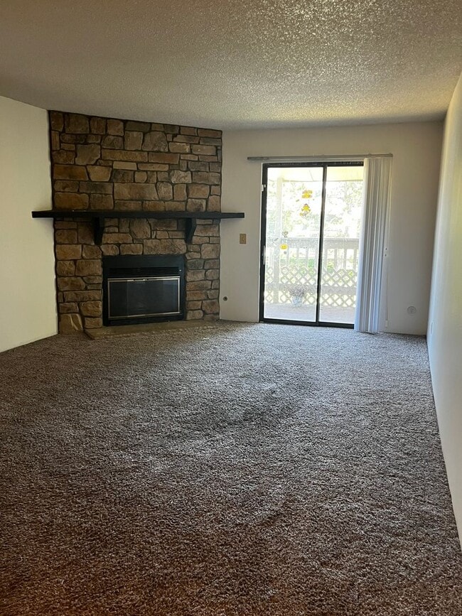 Photo - Well Maintained 2 bed 2 bath condo in Woodside Village! Unit 8-204