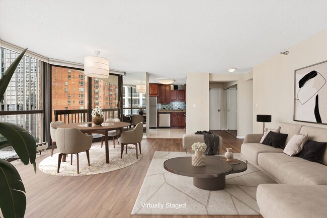 Photo - 33 W Delaware Pl Unit 10B