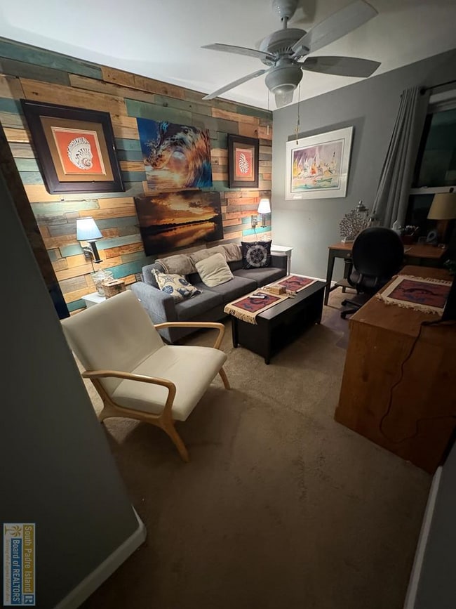 Photo - 123 Las Joyas Blvd