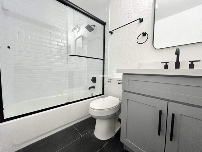 Photo - 3414 Woodside Dr