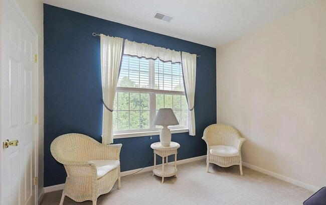 Photo - 1972 Scotts Crossing Way Unit 202