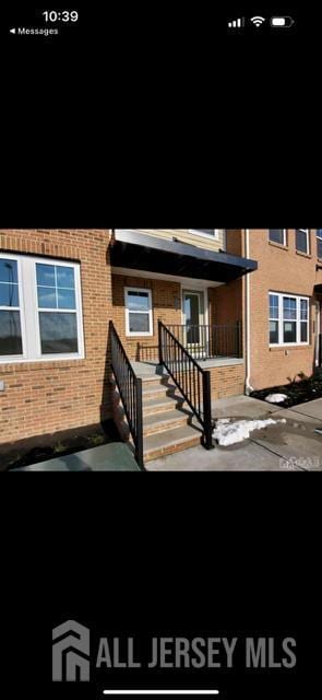 Photo - 302 South Dr