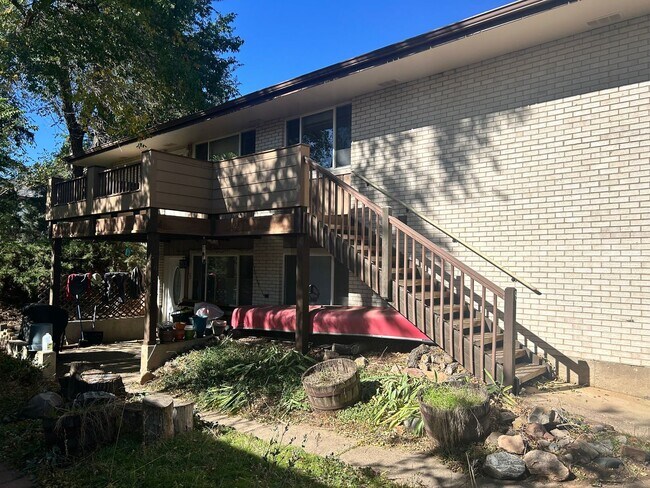 Photo - Charming 2Br/1Ba Apartment in Quiet Boulde...