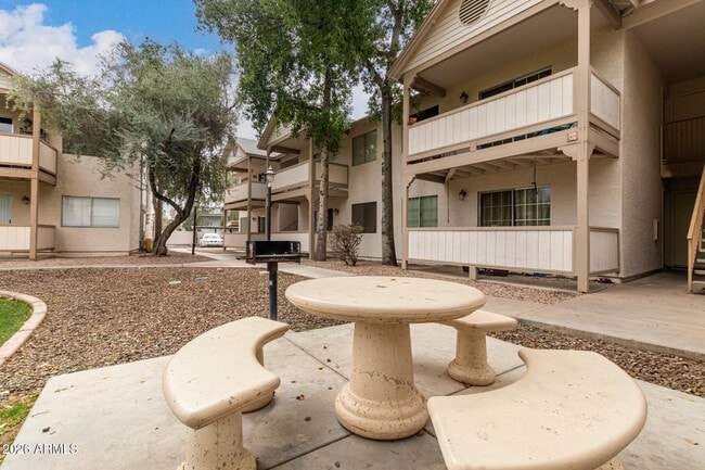 Building Photo - 616 S Hardy Dr Unit 131