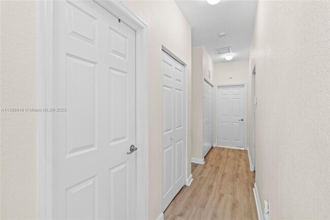 Photo - 22364 SW 89th Path Casa Adosada