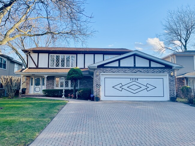 Photo - 1005 Cardinal Ln Townhome