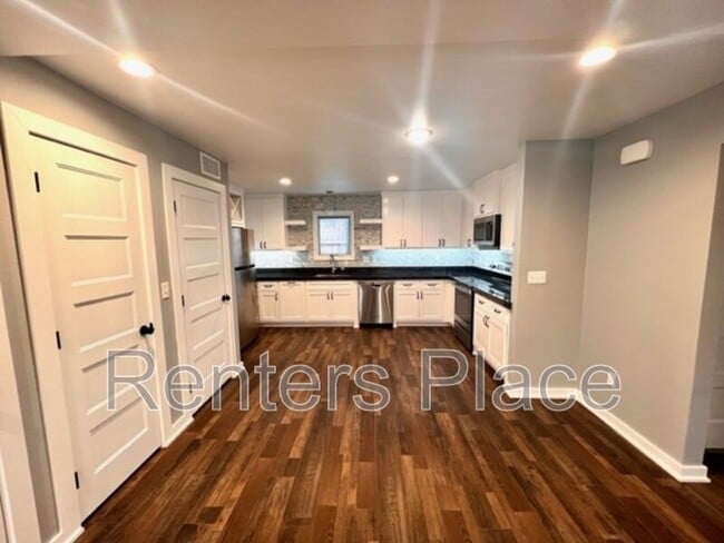 Photo - 415 S Victor Ave