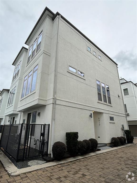 Building Photo - 5413 Larkin St Rental
