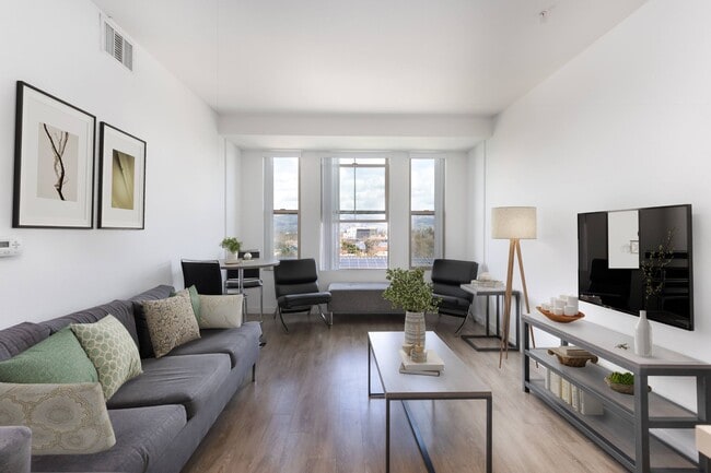 Photo - 27 North - Student Housing Apartments